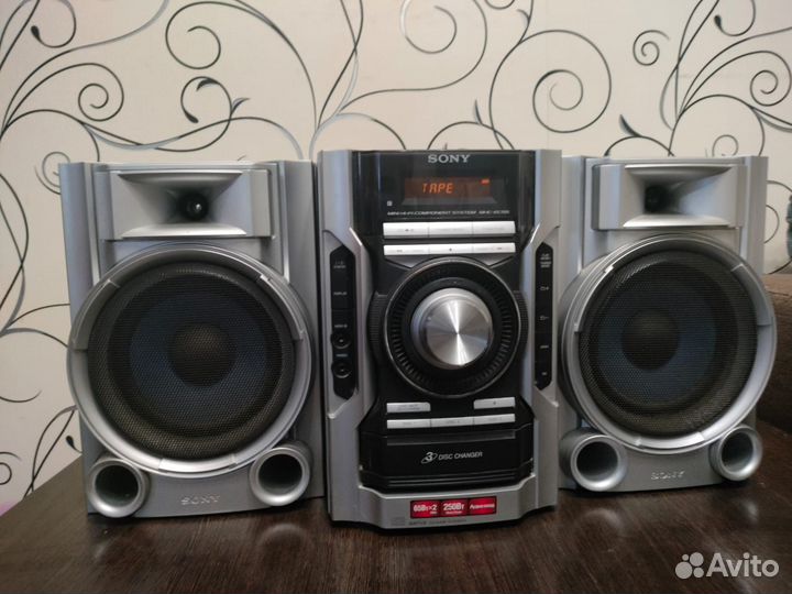 Музыкальный центр sony