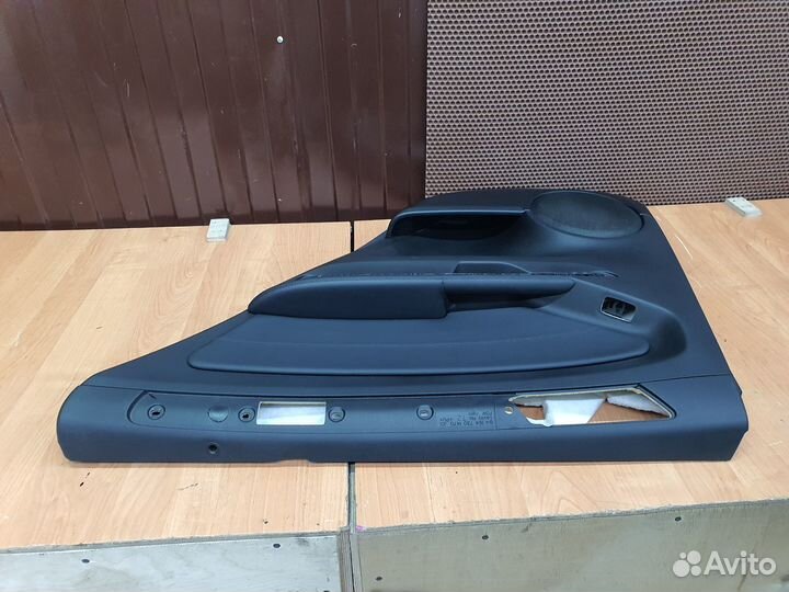 Дверная карта задняя правая Mercedes ML164