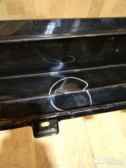 Бампер задний Toyota