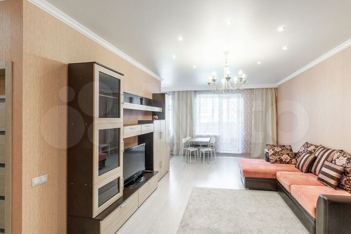 2-к. квартира, 63 м², 3/14 эт.