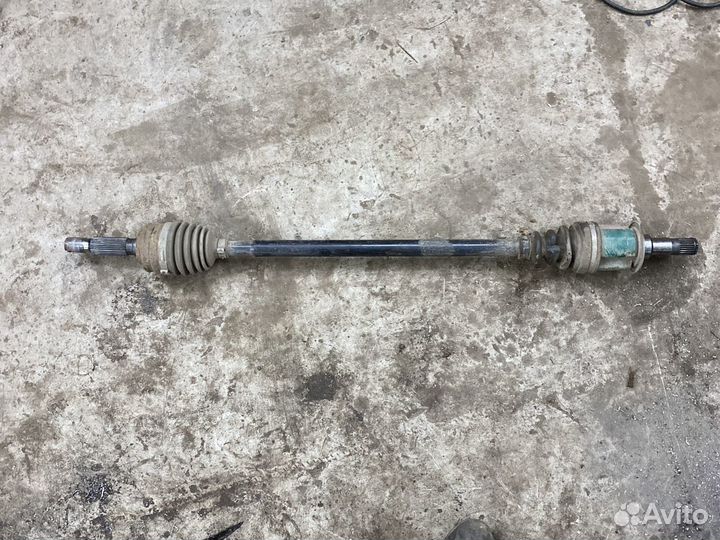 Задние привода Mitsubishi Outlander 3