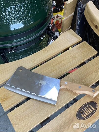 Топорик для мяса с деревянной ручкой