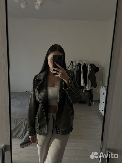 Косуха винтажная серая из экокожи