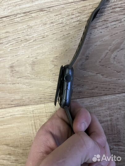 Часы apple watch 5 SE 44 mm на запчасти