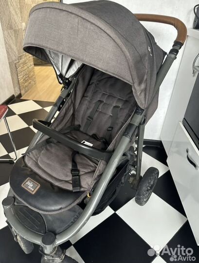 Прогулочная коляска joie signature