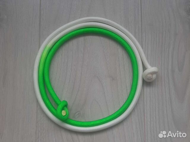 Гимнастическая скакалка