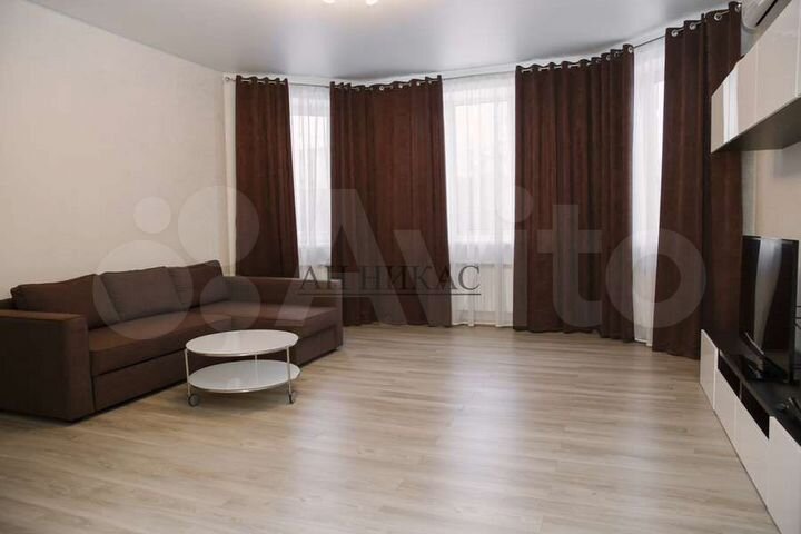 3-к. квартира, 110 м², 2/5 эт.