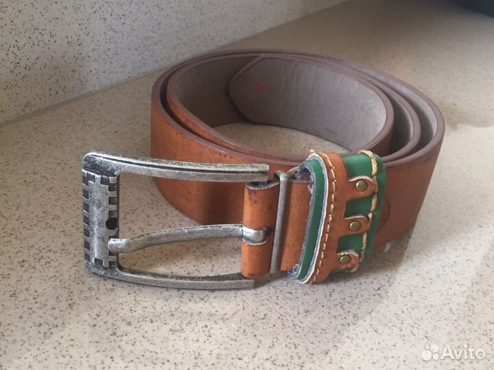 Ремень женский кожа на стройную девушку