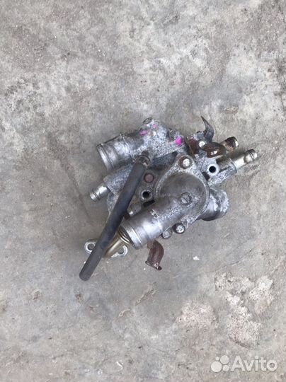 Корпус термостата Mitsubishi Lancer 10 1.8-2.0