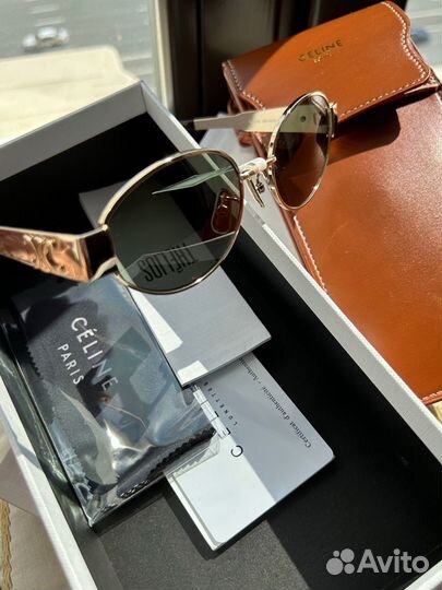 Солнцезащитные очки Celine Triomphe 01