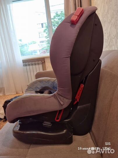 Детское автокресло