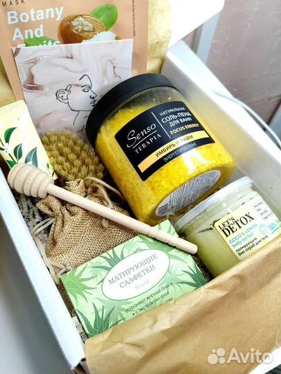 Подарочный бокс для девушки