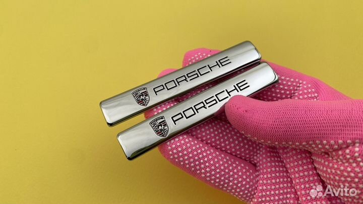 Шильдик 2 шт Porsche эмблема надпись Порше