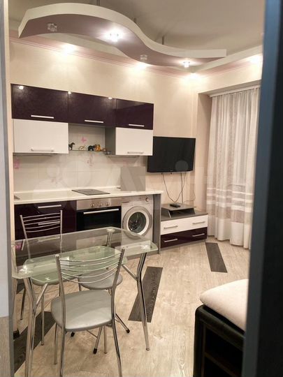 1-к. квартира, 53 м², 8/9 эт.