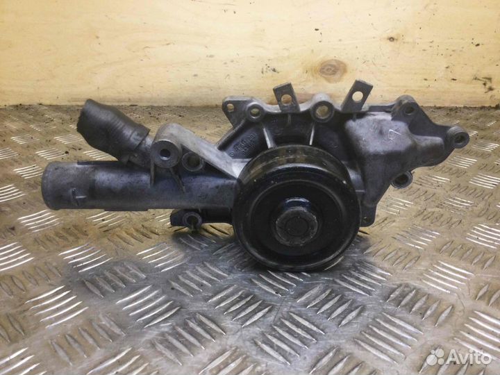 Помпа Mercedes C-klasse r6112010310 611962