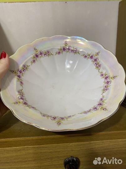 Чайник,сахарница и тарелка фарфор