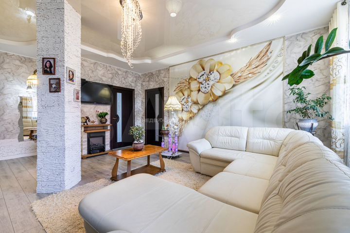 Коттедж 149 м² на участке 4,4 сот.