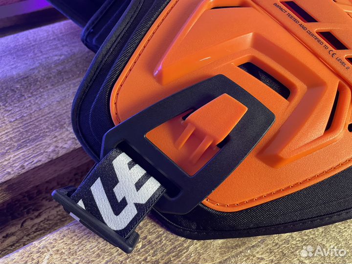 Панцирь подростковый Leatt 4.5 Protector Orange