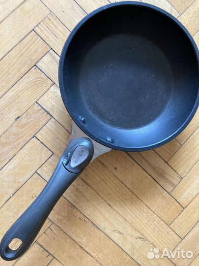 Сковородки de Buyer, чугунная СССР, блинная