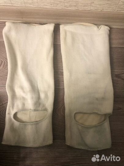 Накладки на голени