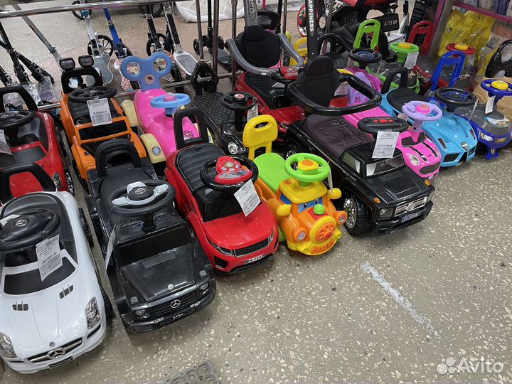 Машинка каталка толокар