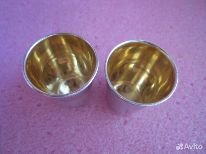 Серебряные стопки парные. 875 пр
