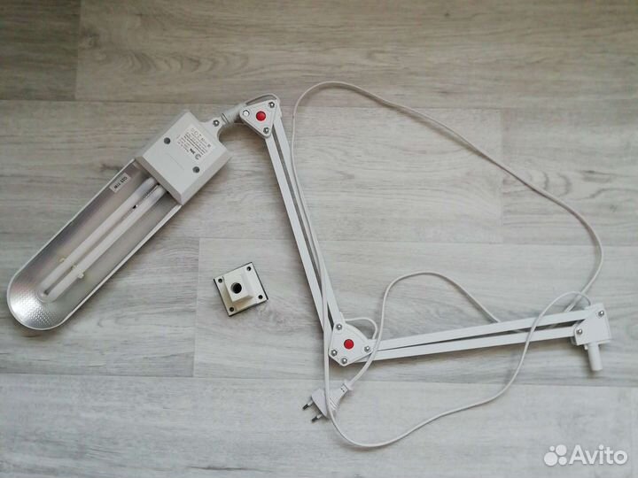 Лампа настольная