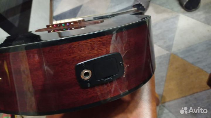 Электрокустическая гитара ibanez