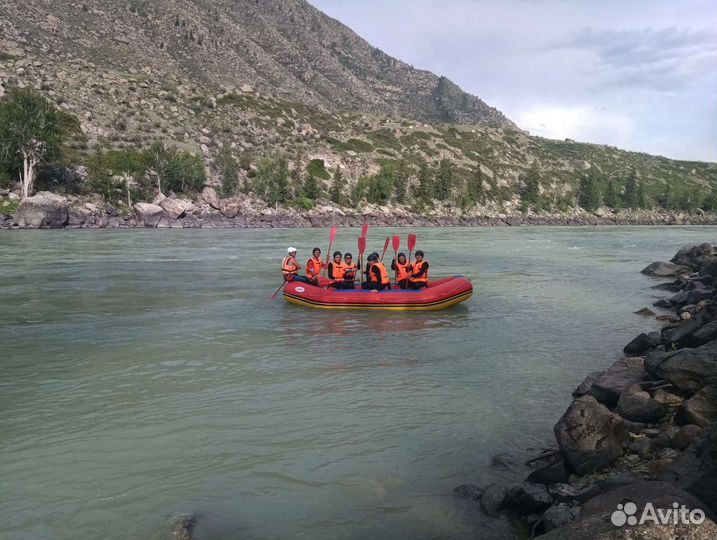 Аренда туристического снаряжения рафтов, катамаран