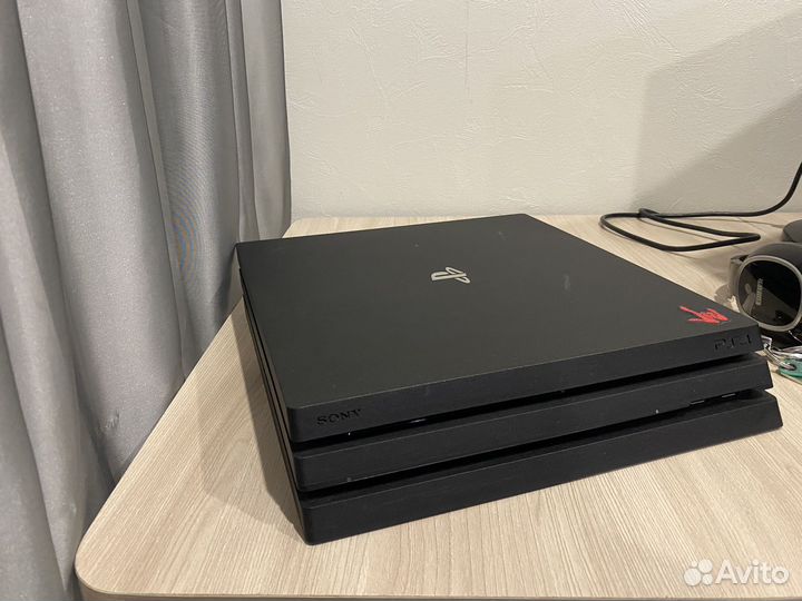 Sony playstation 4 pro 1tb