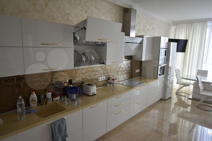 2-к. апартаменты, 60 м², 8/25 эт.