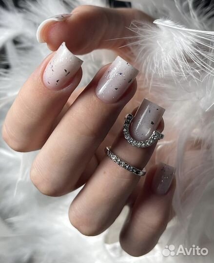 Маникюр, наращивание ногтей, покрытие гель-лаком