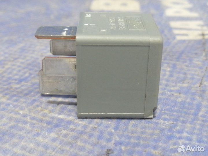 Реле Ford Fiesta 5 хэтчбек fyja 2007