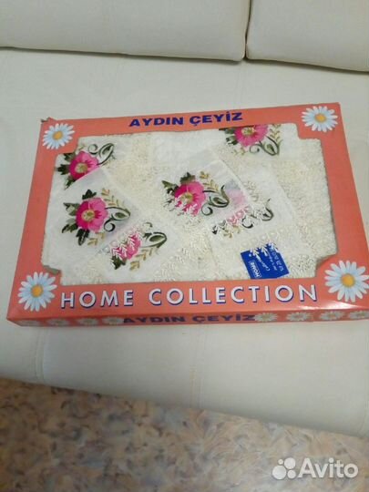 Комплект (скатерть и 12 салфеток)