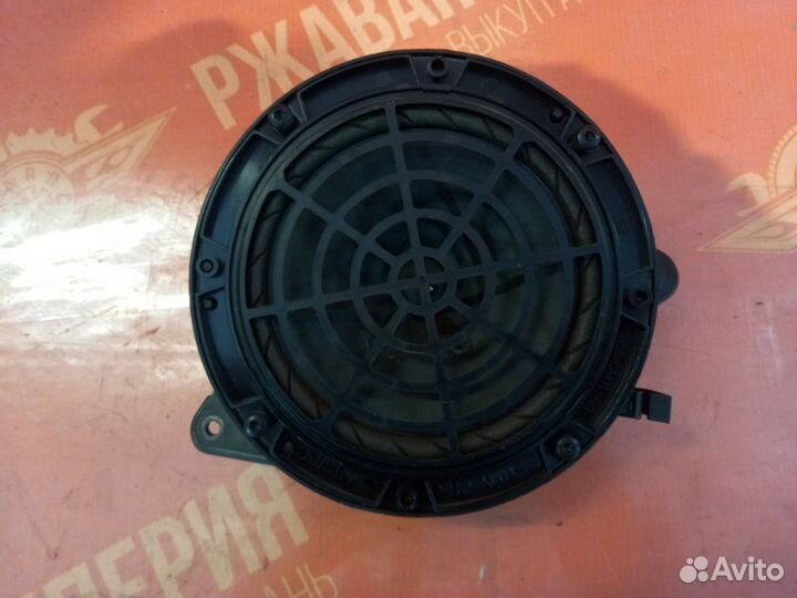 Колонка в дверь передняя правая Peugeot Пежо 3008