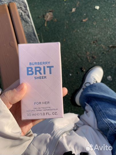 Burberry brit sheer парфюм
