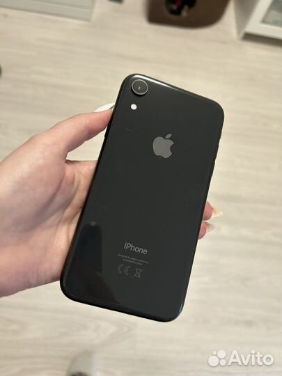 iPhone Xr, 64 ГБ