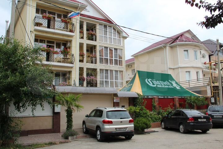 Комната 40 м² в 4-к., 4/4 эт.