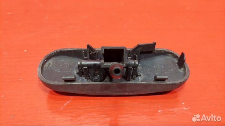 Форсунка омывателя Volkswagen Touran BKC 2005