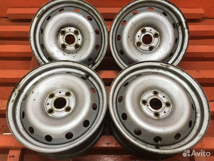 4 шт. Диски Hyundai - R15 (4х100)