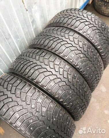 Bridgestone Blizzak Spike-01 225/60 R17