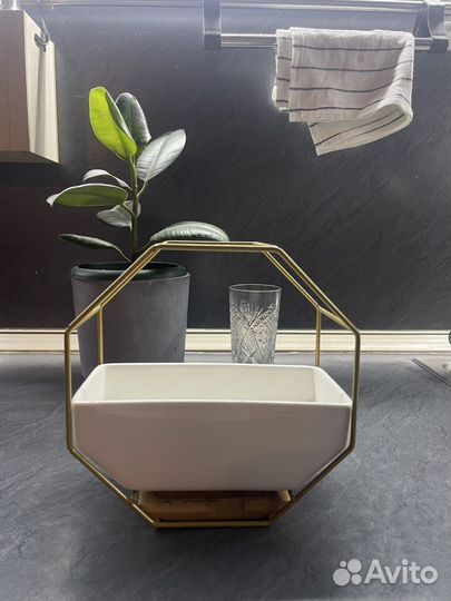 Цветочные керамические горшки