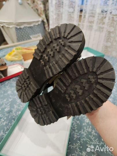 Сандалии женские