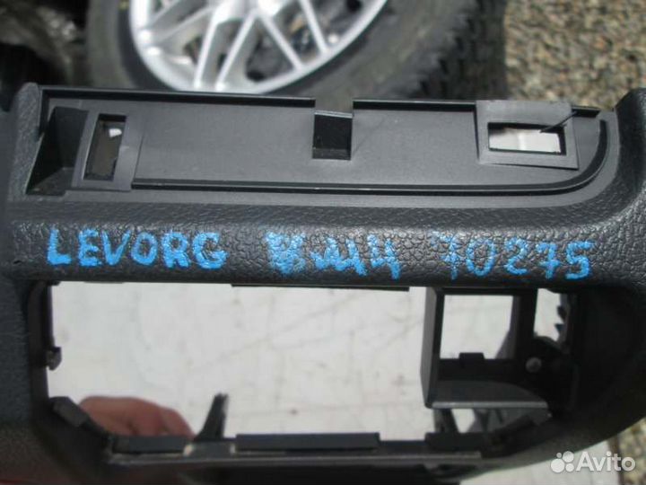 Пластик торпедо Subaru Levorg VM4