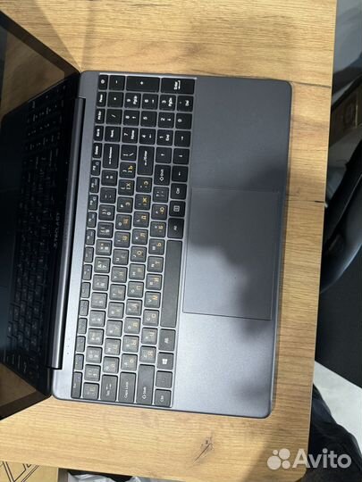 Ноутбук на запчасти