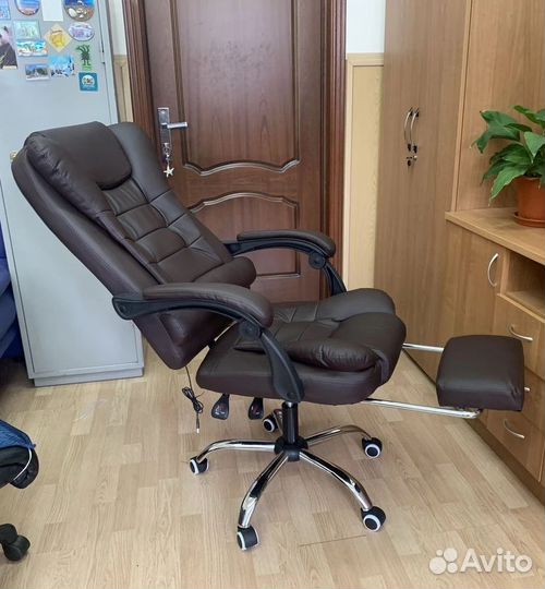 Компьютерное офисное кресло с массажем (новые)
