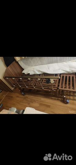 Медицинская кровать для лежачих больных
