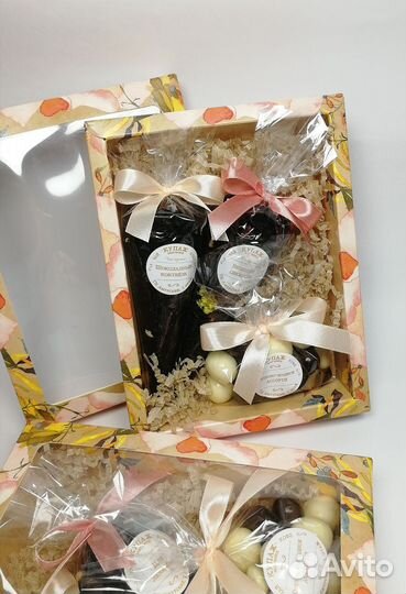 Подарок с чаем и орешками. Презент