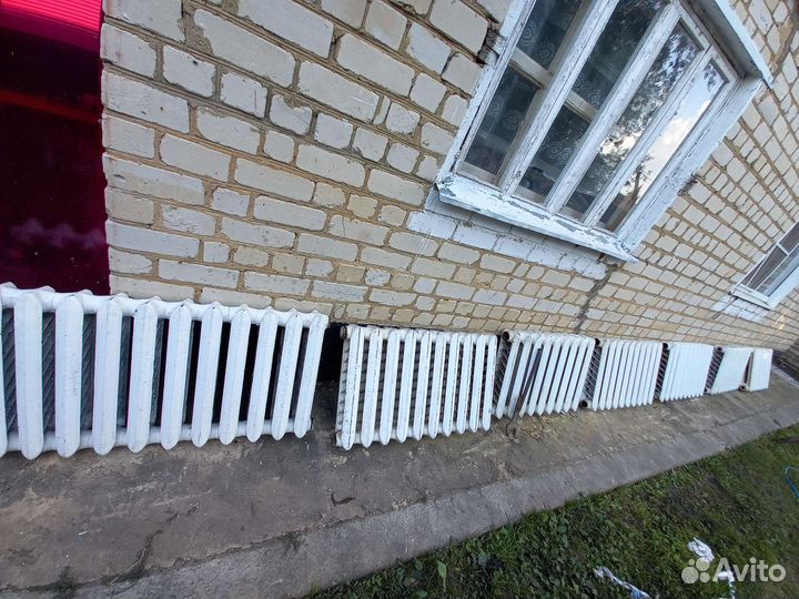 Радиатор чугунный