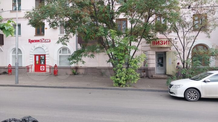 Помещение на Столетова с фасадом, 79.6 м²